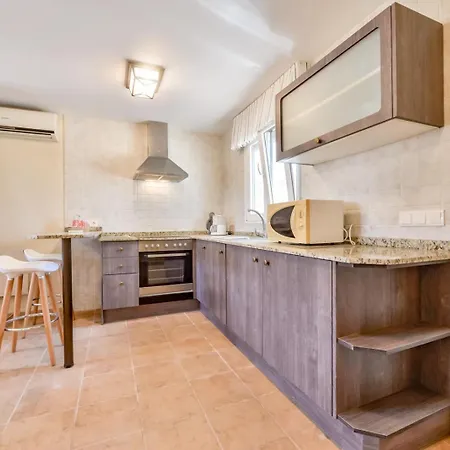 Fortuna - у Estudios Vacaciones Con Piscina Comun,