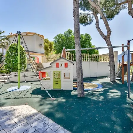 Pensionat Fortuna - у Estudios Vacaciones Con Piscina Comun,