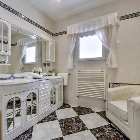 Guest house Fortuna - у Estudios Vacaciones Con Territorio Y Piscina Comun, Calpe